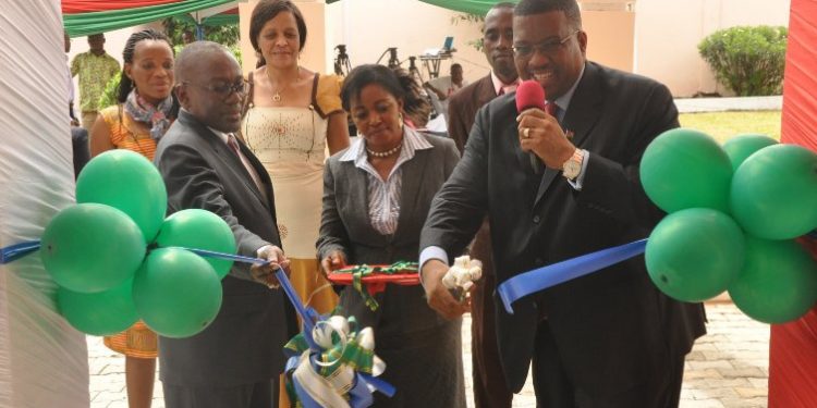 From Right His Excellency Charles Josob cutting ribbon to officially launch the High Commission of Namibia in Ghana. (FILEminimizer)